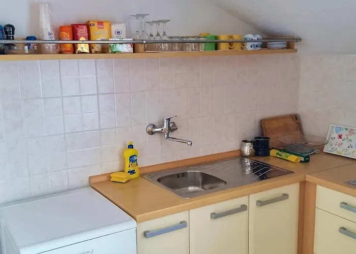 Cenan * コルチュラ